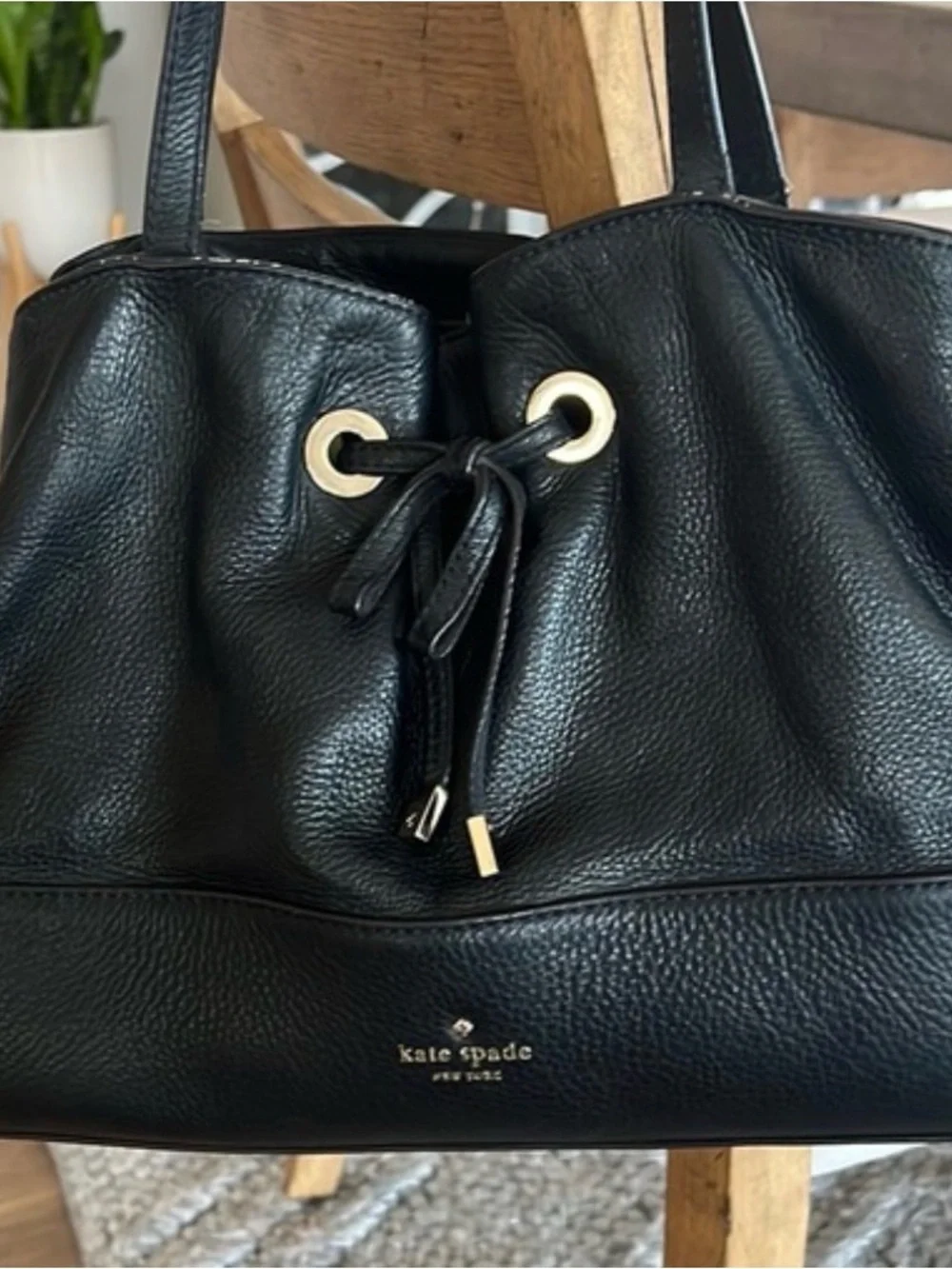 kate spade excellent no